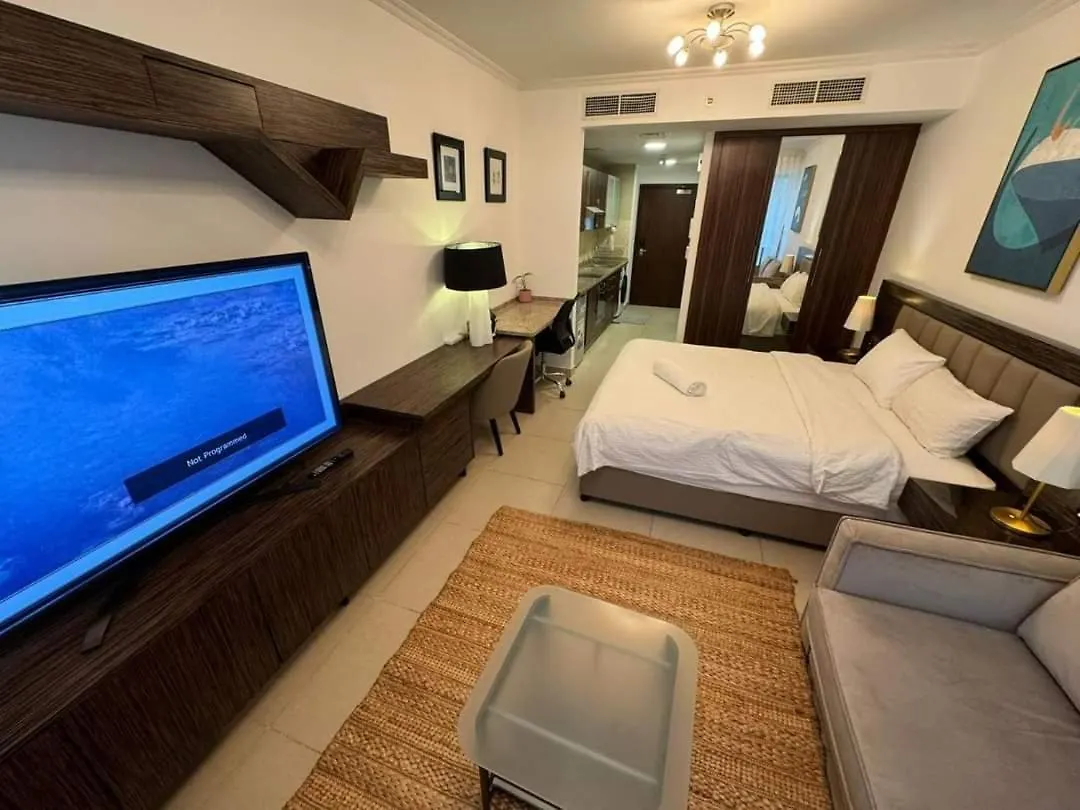 Stunning Apartment - High Floor - Canal View - Goldcrest Exectutive Tower Dubaï Émirats arabes unis